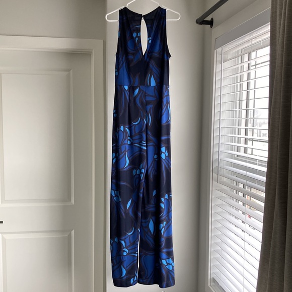 H&M jumpsuit - Picture 3 of 3